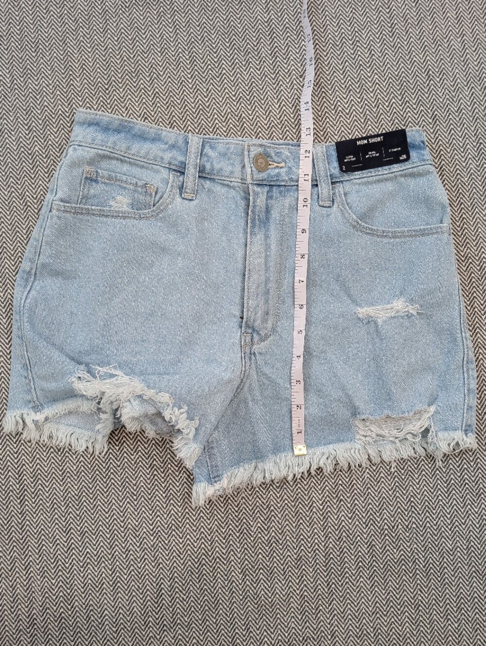 NWT Light Blue Distressed HighRise Mom Shorts Hollister (2) Denim Summer Classic - Picture 4 of 8